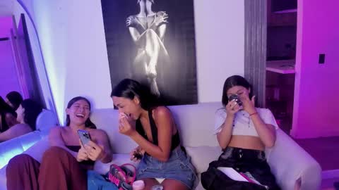 Jade online show from 09-24-25, 11:30