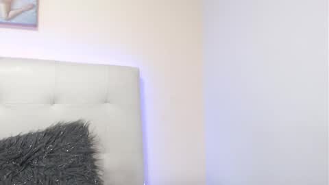 Snapshot of jadeadamsxx chatting on 06-07-26, 11:03 Jadeadamsxx online show from 06-07-26, 11:03