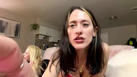 Snapshot of jadeee__ivy chatting on 04-30-26, 09:04 sexyeyes neverlie online show from 04-30-26, 09:04