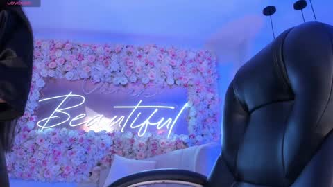 Snapshot of jadeevansx chatting on 12-30-24, 09:08 JADE EVANS online show from 12-30-24, 09:08