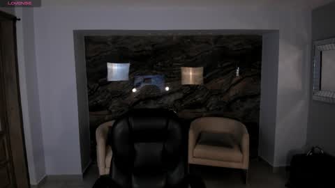 Snapshot of jadeevansx chatting on 10-22-25, 07:24 JADE EVANS online show from 10-22-25, 07:24