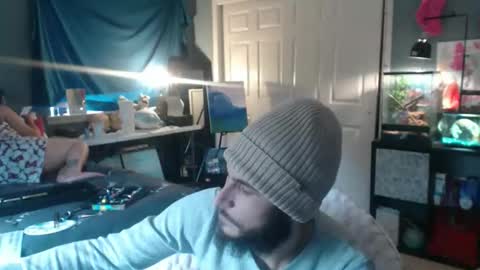 Snapshot of jadelondonxo chatting on 01-05-26, 05:27 Jade online show from 01-05-26, 05:27