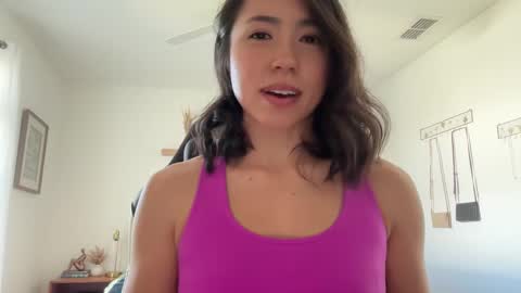 Snapshot of jadelove_ chatting on 03-06-25, 08:05 Jade Love online show from 03-06-25, 08:05