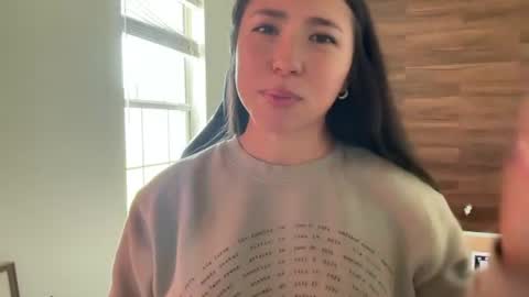 Snapshot of jadelove_ chatting on 07-08-26, 04:00 Jade Love online show from 07-08-26, 04:00