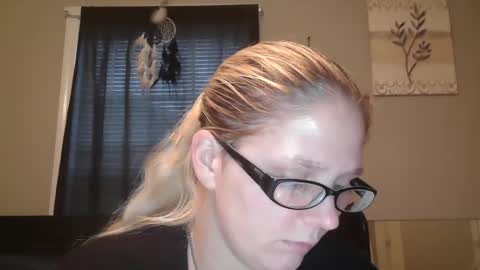 JadeLuv online show from 01-05-25, 05:20