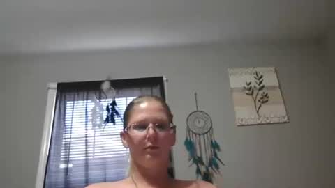 JadeLuv online show from 11-15-25, 06:37