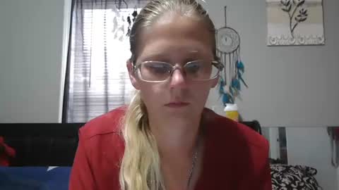 Snapshot of jadeluv chatting on 07-16-26, 05:52 JadeLuv online show from 07-16-26, 05:52