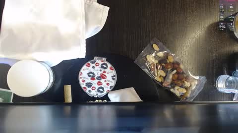 Jade online show from 11-19-25, 09:15