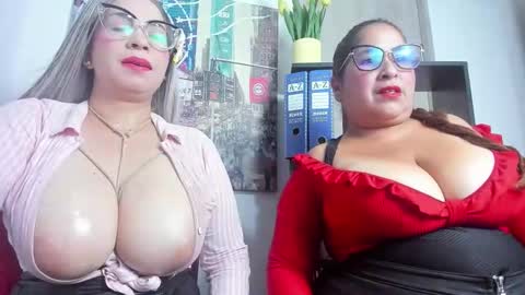 JADEMOOMS online show from 10-11-25, 01:16