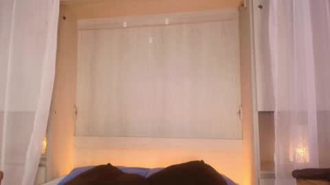 Snapshot of jademuller_ chatting on 09-25-25, 08:56 JADE online show from 09-25-25, 08:56