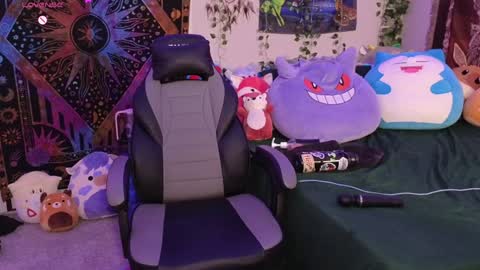 Snapshot of jadeplant chatting on 01-24-25, 12:09 jadeplant online show from 01-24-25, 12:09