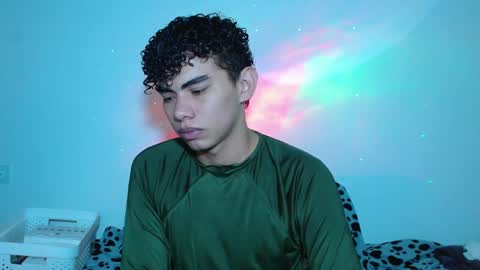 javi15  online show from 12-29-24, 06:24