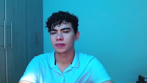 javi15  online show from 11-23-25, 09:03