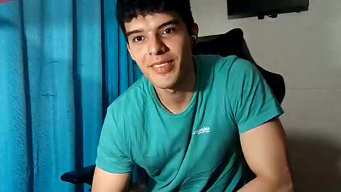 Snapshot of jair1_69 chatting on 05-16-26, 05:26 JaxXx online show from 05-16-26, 05:26