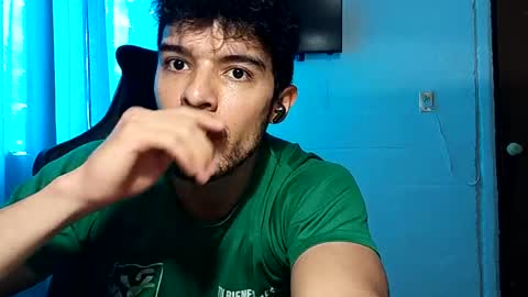 Snapshot of jair1_69 chatting on 06-11-26, 05:00 JaxXx online show from 06-11-26, 05:00