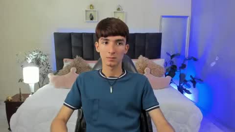 Snapshot of jake_evanss_ chatting on 05-20-26, 03:18 JAKE online show from 05-20-26, 03:18