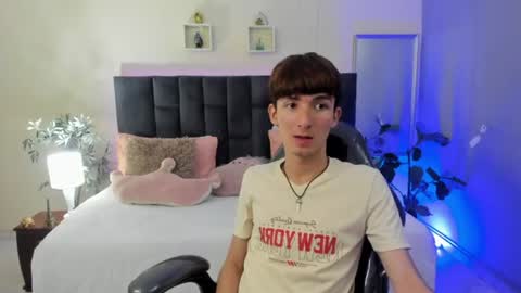 Snapshot of jake_evanss_ chatting on 06-13-26, 02:59 JAKE online show from 06-13-26, 02:59