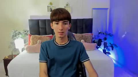 Snapshot of jake_evanss_ chatting on 06-15-26, 02:08 JAKE online show from 06-15-26, 02:08