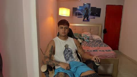 Snapshot of jake_pons chatting on 12-29-24, 09:41 Jake Pons online show from 12-29-24, 09:41