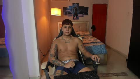 Snapshot of jake_pons chatting on 01-08-25, 05:05 Jake Pons online show from 01-08-25, 05:05