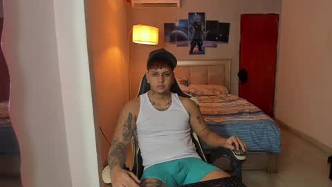 Snapshot of jake_pons chatting on 01-09-25, 02:22 Jake Pons online show from 01-09-25, 02:22