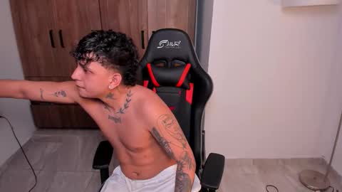 Snapshot of jake_pons chatting on 11-15-25, 11:18 Jake Pons online show from 11-15-25, 11:18