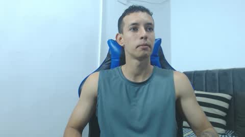 Snapshot of jake_shadow14 chatting on 12-04-25, 12:42 Hi guys im new 3 online show from 12-04-25, 12:42