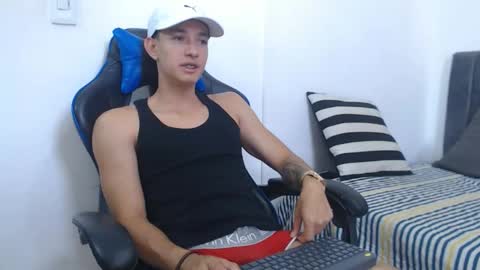 Snapshot of jake_shadow14 chatting on 02-07-26, 02:43 Hi guys im new 3 online show from 02-07-26, 02:43