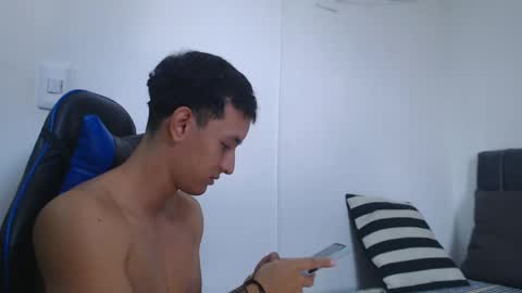 Snapshot of jake_shadow14 chatting on 02-14-26, 05:53 Hi guys im new 3 online show from 02-14-26, 05:53