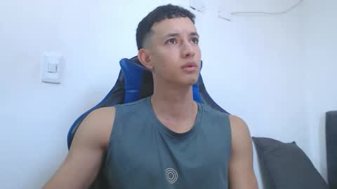 Snapshot of jake_shadow14 chatting on 02-27-26, 04:40 Hi guys im new 3 online show from 02-27-26, 04:40