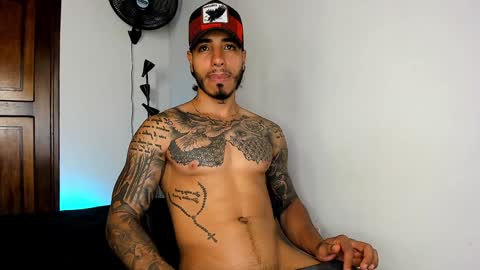 Snapshot of jakee_brown chatting on 01-10-25, 09:31 Santiago online show from 01-10-25, 09:31