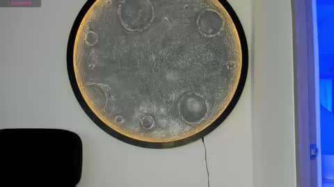 Snapshot of jakee_brown chatting on 11-08-25, 10:08 Santiago online show from 11-08-25, 10:08