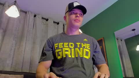 Snapshot of jakee_tyler chatting on 12-30-24, 04:08 Jake Tyler online show from 12-30-24, 04:08