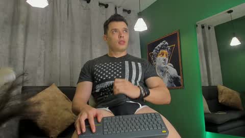 Snapshot of jakee_tyler chatting on 01-11-25, 12:12 Jake Tyler online show from 01-11-25, 12:12