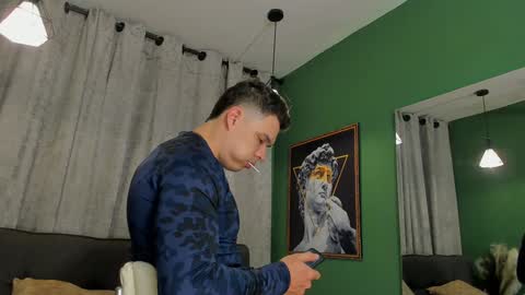 Snapshot of jakee_tyler chatting on 01-22-25, 11:43 Jake Tyler online show from 01-22-25, 11:43