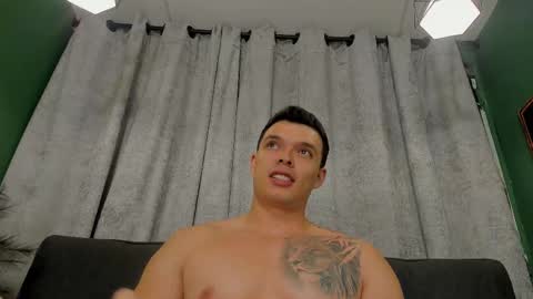 Snapshot of jakee_tyler chatting on 02-11-25, 06:44 Jake Tyler online show from 02-11-25, 06:44