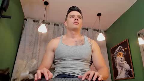 Snapshot of jakee_tyler chatting on 11-04-25, 07:57 Jake Tyler online show from 11-04-25, 07:57