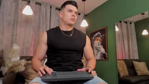 Snapshot of jakee_tyler chatting on 11-28-25, 09:17 Jake Tyler online show from 11-28-25, 09:17