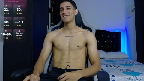 Snapshot of jakemonroe1 chatting on 05-28-26, 03:42 JakeMonroe online show from 05-28-26, 03:42