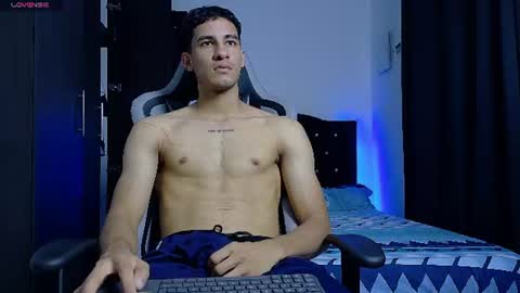 Snapshot of jakemonroe1 chatting on 06-16-26, 09:50 JakeMonroe online show from 06-16-26, 09:50