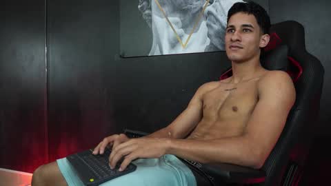 JakeMoxley online show from 11-06-25, 02:51