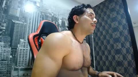 Snapshot of jakeskye chatting on 02-27-25, 03:14 JakeSkye online show from 02-27-25, 03:14