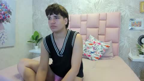 Snapshot of jakesummer_ chatting on 02-11-26, 02:11 Jake online show from 02-11-26, 02:11