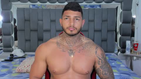 Snapshot of jaketayler10 chatting on 01-03-25, 02:21 my name is sebas If you come here dont hesitate to say hello Im a guy who really likes having conversations and having hot online show from 01-03-25, 02:21