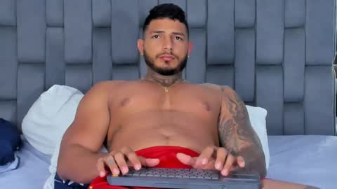 Snapshot of jaketayler10 chatting on 02-11-25, 01:10 my name is sebas If you come here dont hesitate to say hello Im a guy who really likes having conversations and having hot online show from 02-11-25, 01:10
