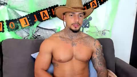 Snapshot of jaketayler10 chatting on 10-27-25, 05:39 my name is sebas If you come here dont hesitate to say hello Im a guy who really likes having conversations and having hot online show from 10-27-25, 05:39