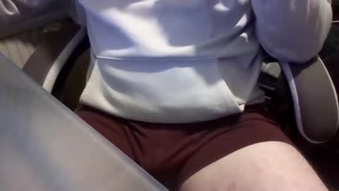 jakieg010 online show from 04-08-26, 01:16