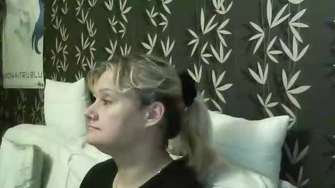 Snapshot of jakkilouise chatting on 11-07-25, 07:03 JAKKI LOUISE pornstar online show from 11-07-25, 07:03