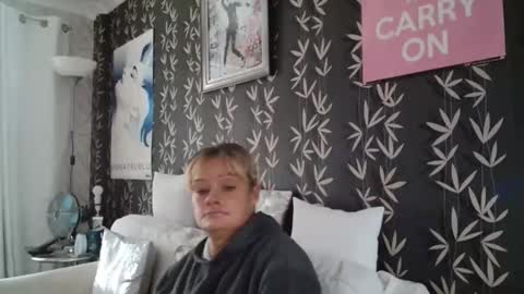 Snapshot of jakkilouise chatting on 11-20-25, 12:49 JAKKI LOUISE pornstar online show from 11-20-25, 12:49