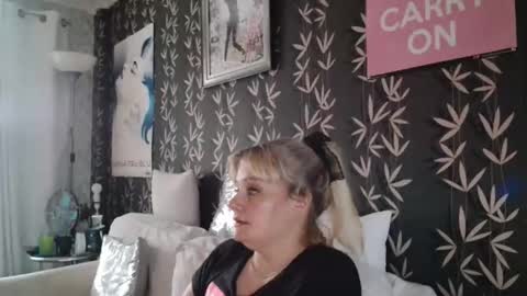 Snapshot of jakkilouise chatting on 06-02-26, 04:53 JAKKI LOUISE pornstar online show from 06-02-26, 04:53